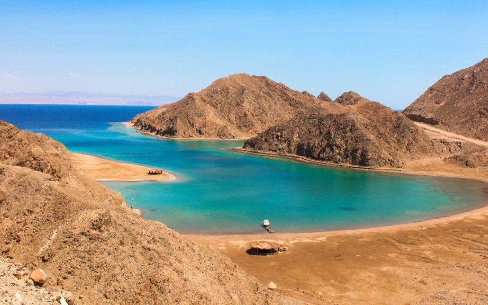 دهب بالقارب عبر العقبة (4 ايام 3 ليالي) — صورة 2